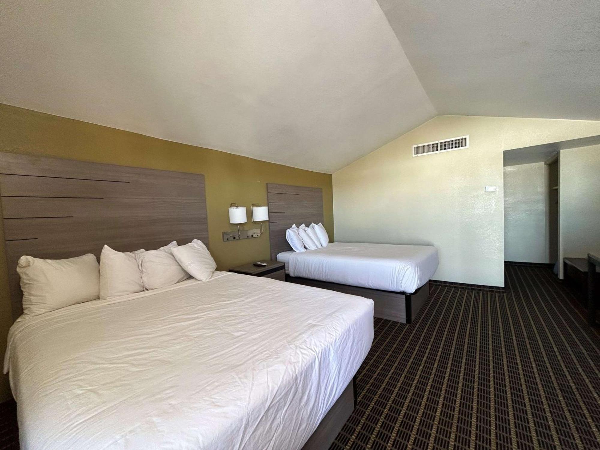 Surestay By Best Western Chambers Petrified Forest Extérieur photo